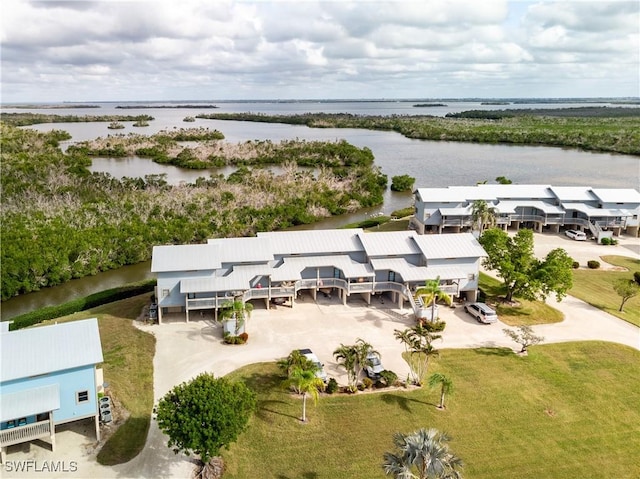 bird's eye view featuring a water view