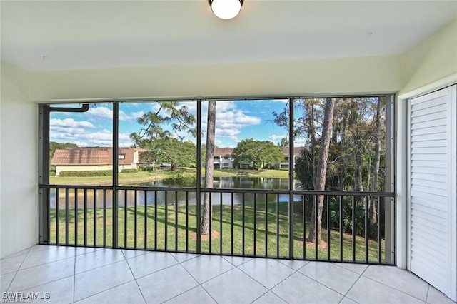 18 Bob O Link Ct Unit 18B, Naples, FL 34105 - unfurnished sunroom featuring a water view