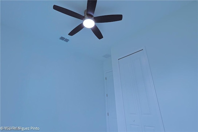 details with ceiling fan