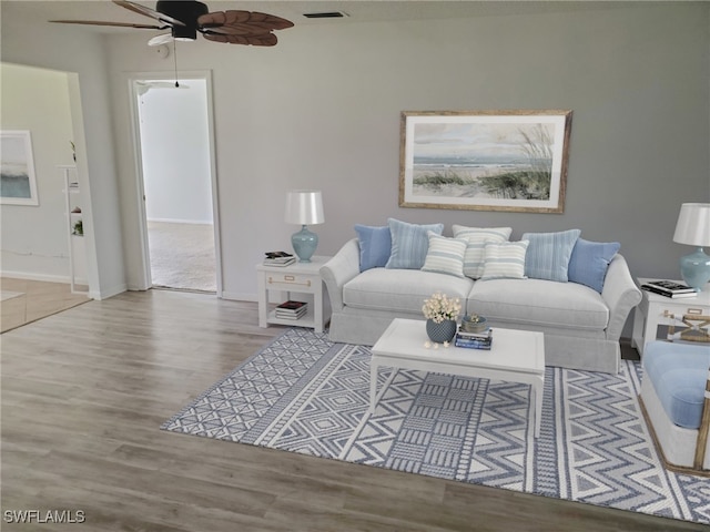 1381 N Brandywine Cir, Fort Myers, FL 33919