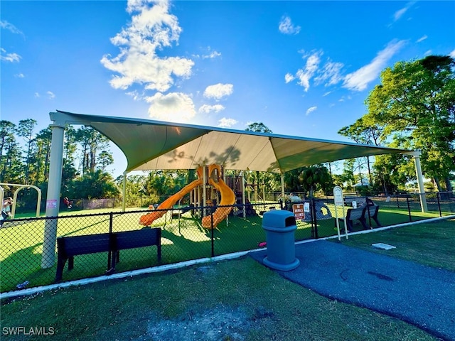 view of jungle gym featuring a yard