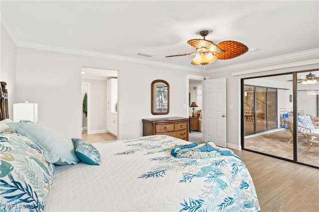 bedroom featuring ceiling fan, light hardwood / wood-style floors, ornamental molding, and a closet