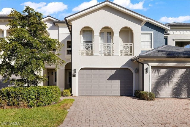 view of front of house with a garage