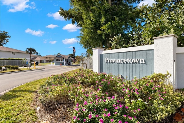 view of community / neighborhood sign