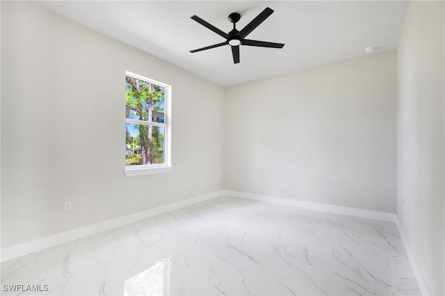 empty room with ceiling fan