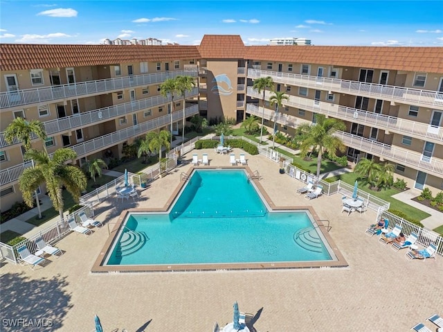 view of swimming pool featuring a patio