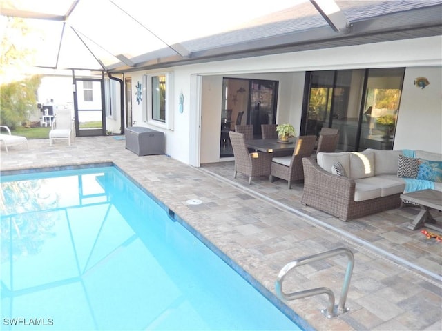 view of pool featuring a patio area and an outdoor hangout area