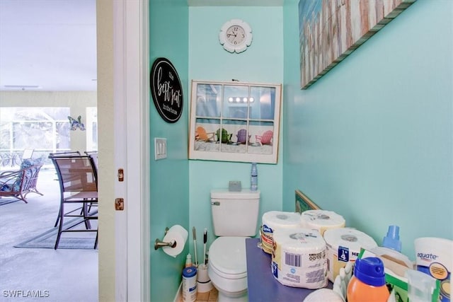 bathroom featuring toilet