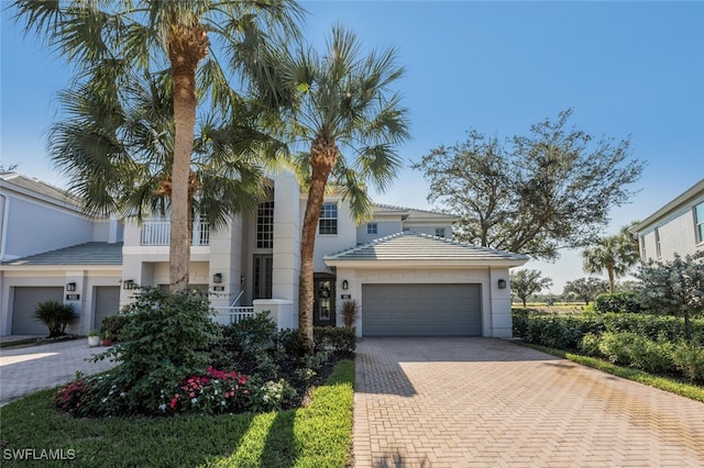 view of front of home featuring a garage