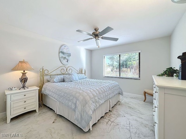 bedroom with ceiling fan