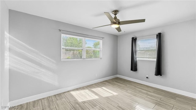 empty room with ceiling fan