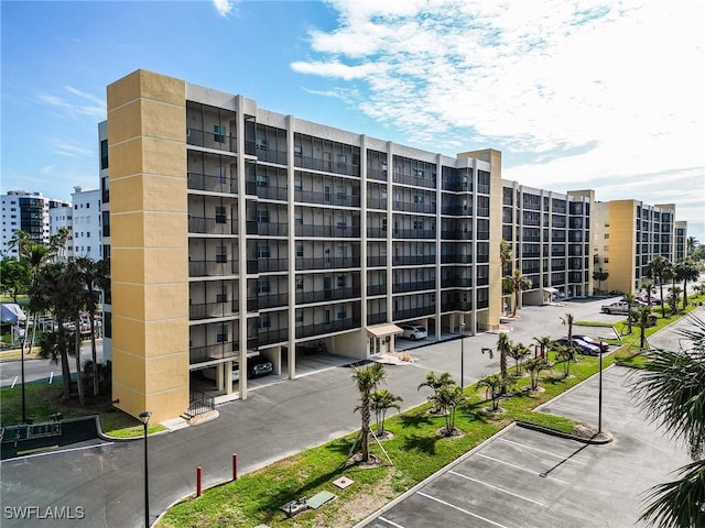 view of building exterior featuring a city view