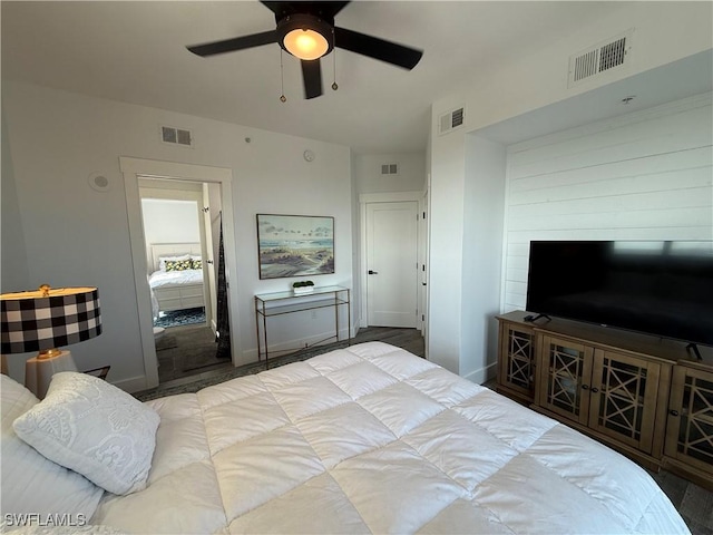 bedroom featuring ceiling fan