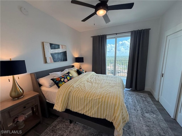 bedroom featuring ceiling fan