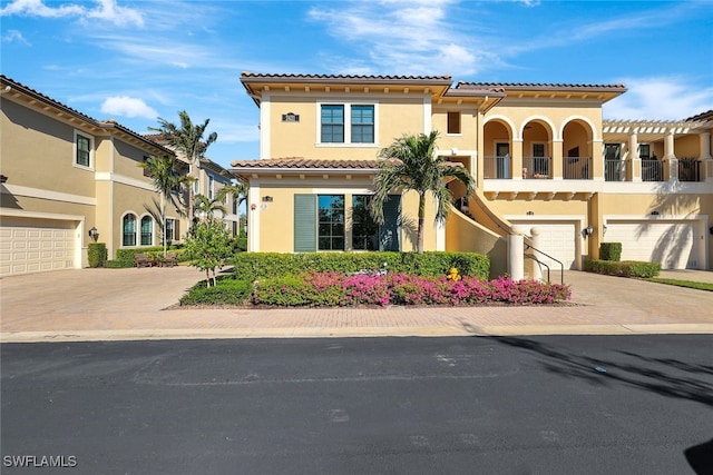 view of mediterranean / spanish home