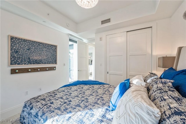 bedroom featuring a closet