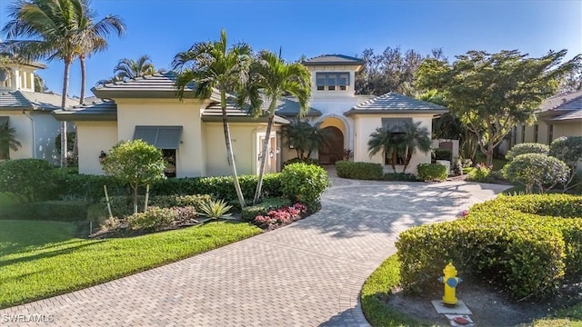 view of front of home with a front yard