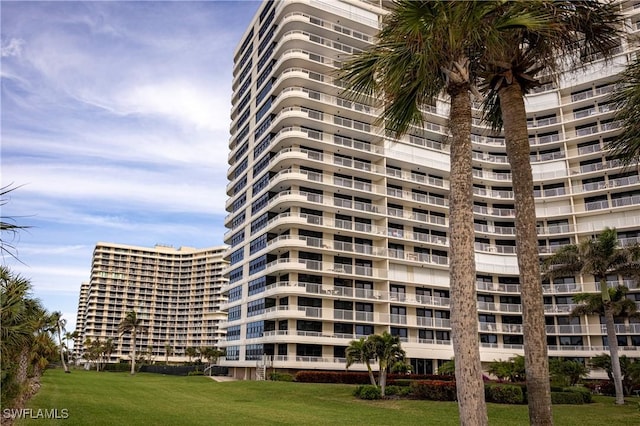 view of building exterior