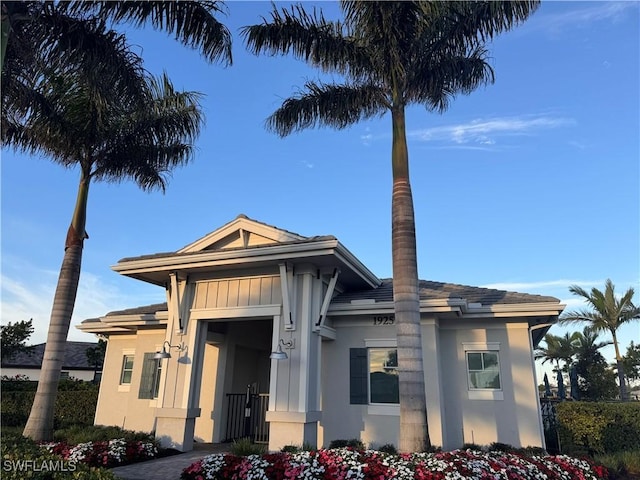 view of front of home