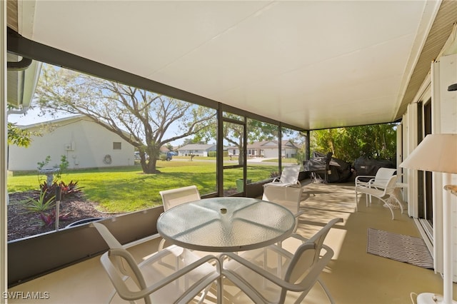 view of sunroom / solarium