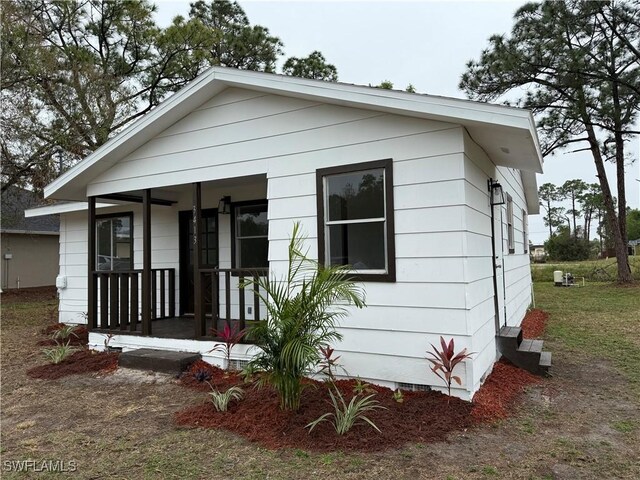 bungalow-style home featuring a porch