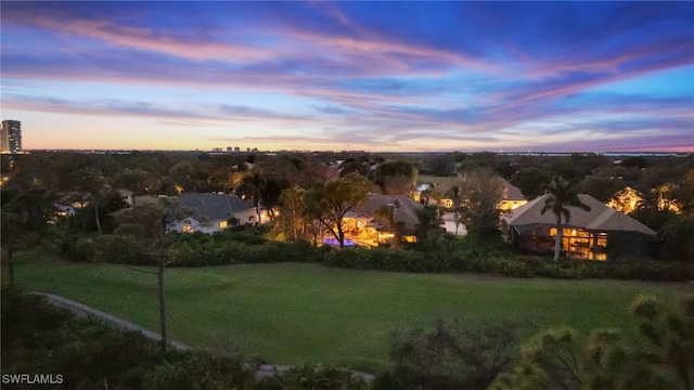 view of aerial view at dusk