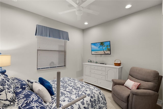 bedroom with ceiling fan