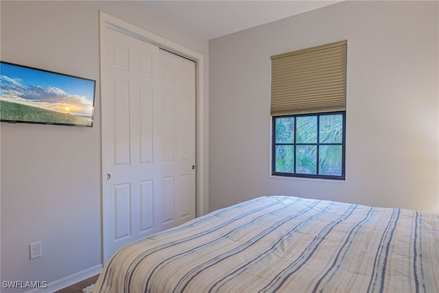 bedroom with a closet