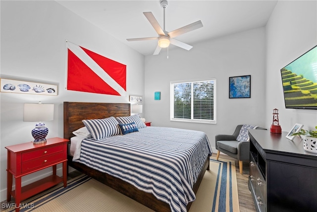 bedroom featuring ceiling fan