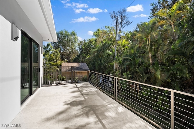 1364 Cypress Woods Dr, Naples, FL 34103 - view of balcony