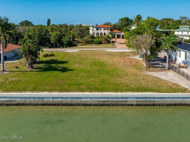 Listing photo 3 for 945 Caxambas Dr, Marco Island FL 34145