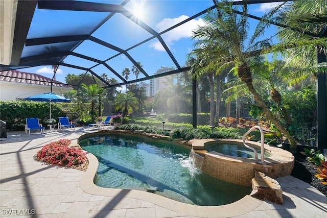 8723 La Palma Ln, Naples, FL 34108 - view of swimming pool with a patio, a pool with connected hot tub, and glass enclosure