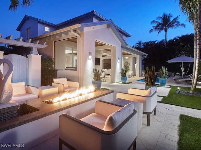 exterior space with outdoor lounge area