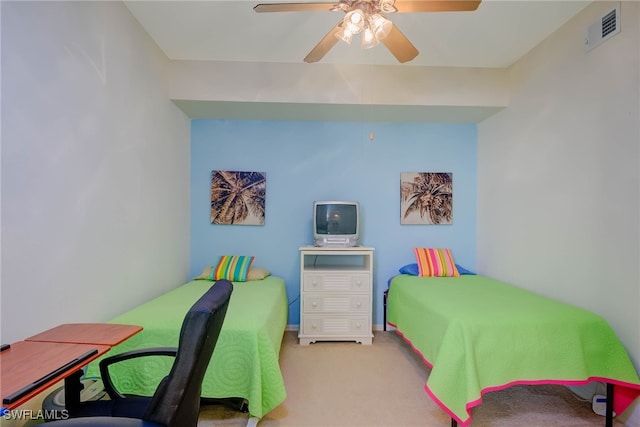 bedroom featuring carpet and ceiling fan