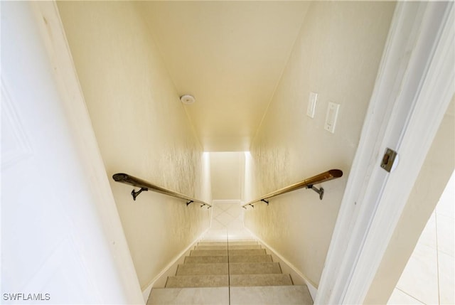 3968 Aloha Ln, Bonita Springs, FL 34134 - view of stairway