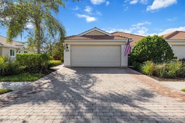 view of front of home featuring a garage