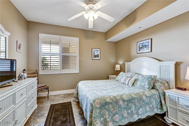 bedroom featuring ceiling fan