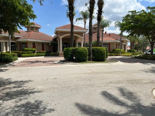 view of mediterranean / spanish home