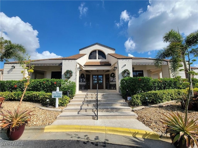 view of front of property featuring french doors