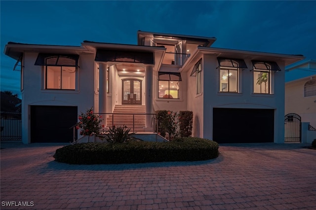 view of front facade with a garage