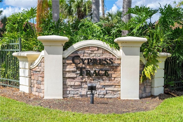 2895 Cypress Trace Cir Unit 202, Naples, FL 34119 - view of community / neighborhood sign