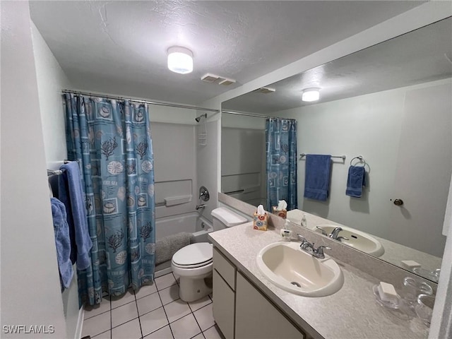 full bath featuring visible vents, toilet, shower / bath combo, vanity, and tile patterned floors