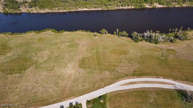 Listing photo 3 for 2048 Silk Bay Blvd, Alva FL 33920