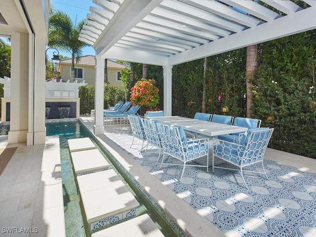 view of patio featuring a pergola