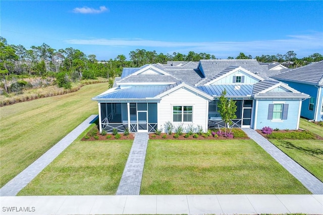 view of front of property with a front yard