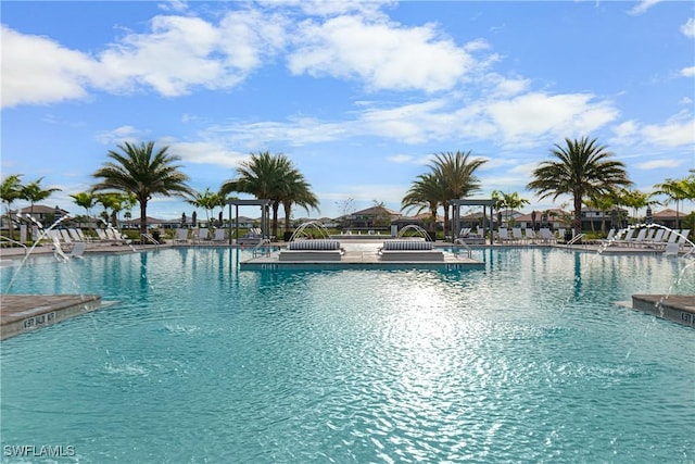 view of swimming pool