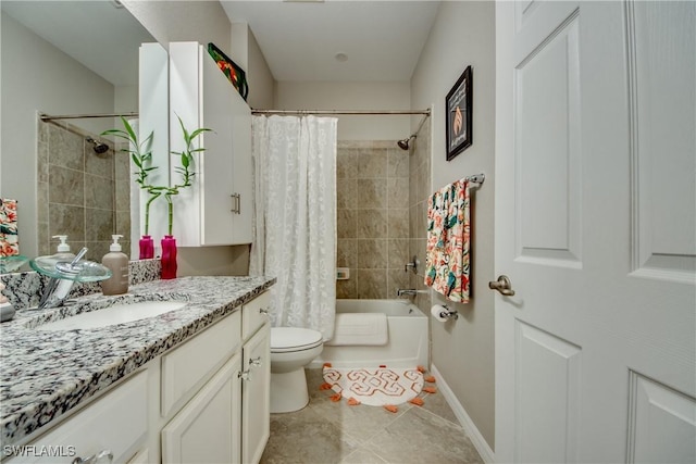 full bathroom with baseboards, toilet, shower / bathtub combination with curtain, tile patterned flooring, and vanity