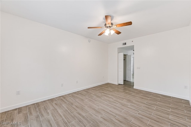 empty room with ceiling fan