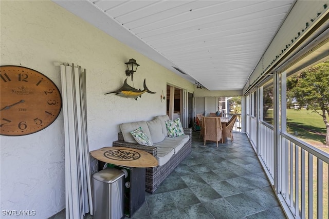 view of sunroom / solarium