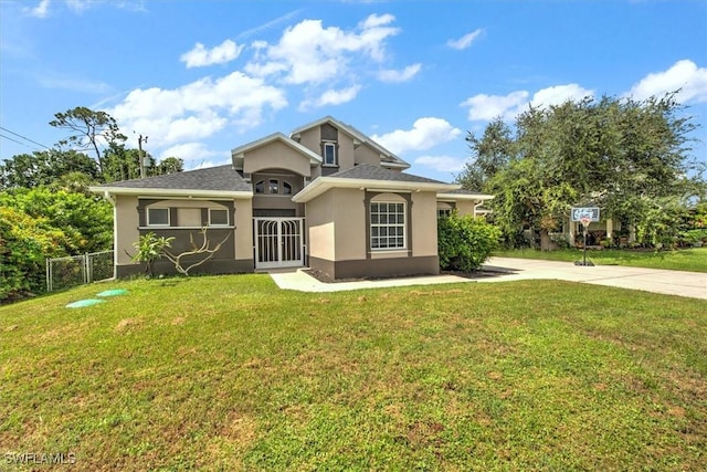 view of front of home with a front yard